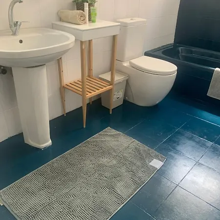 Big Flat 20 Minutes To Oldtown Apartmán *
